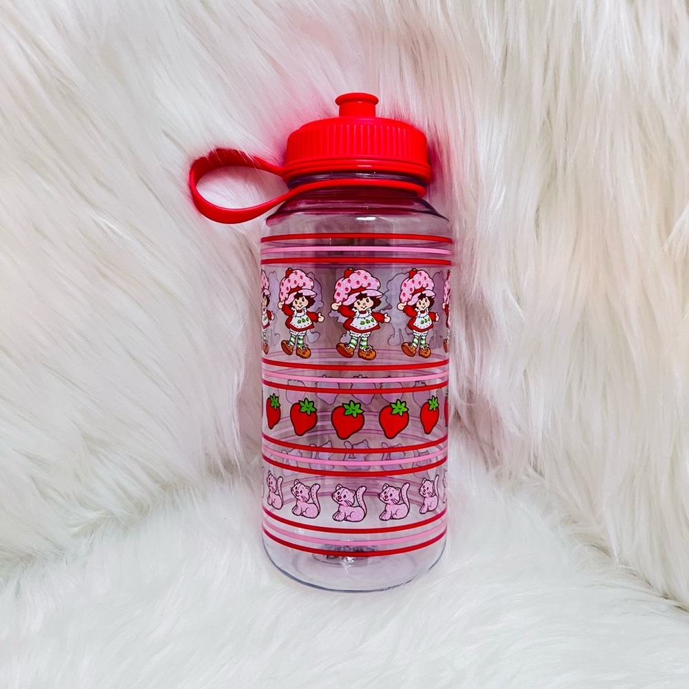 Strawberry Shortcake Water Bottle
